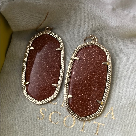 Kendra Scott burnt orange/brown sparkle earrings - Picture 2 of 2